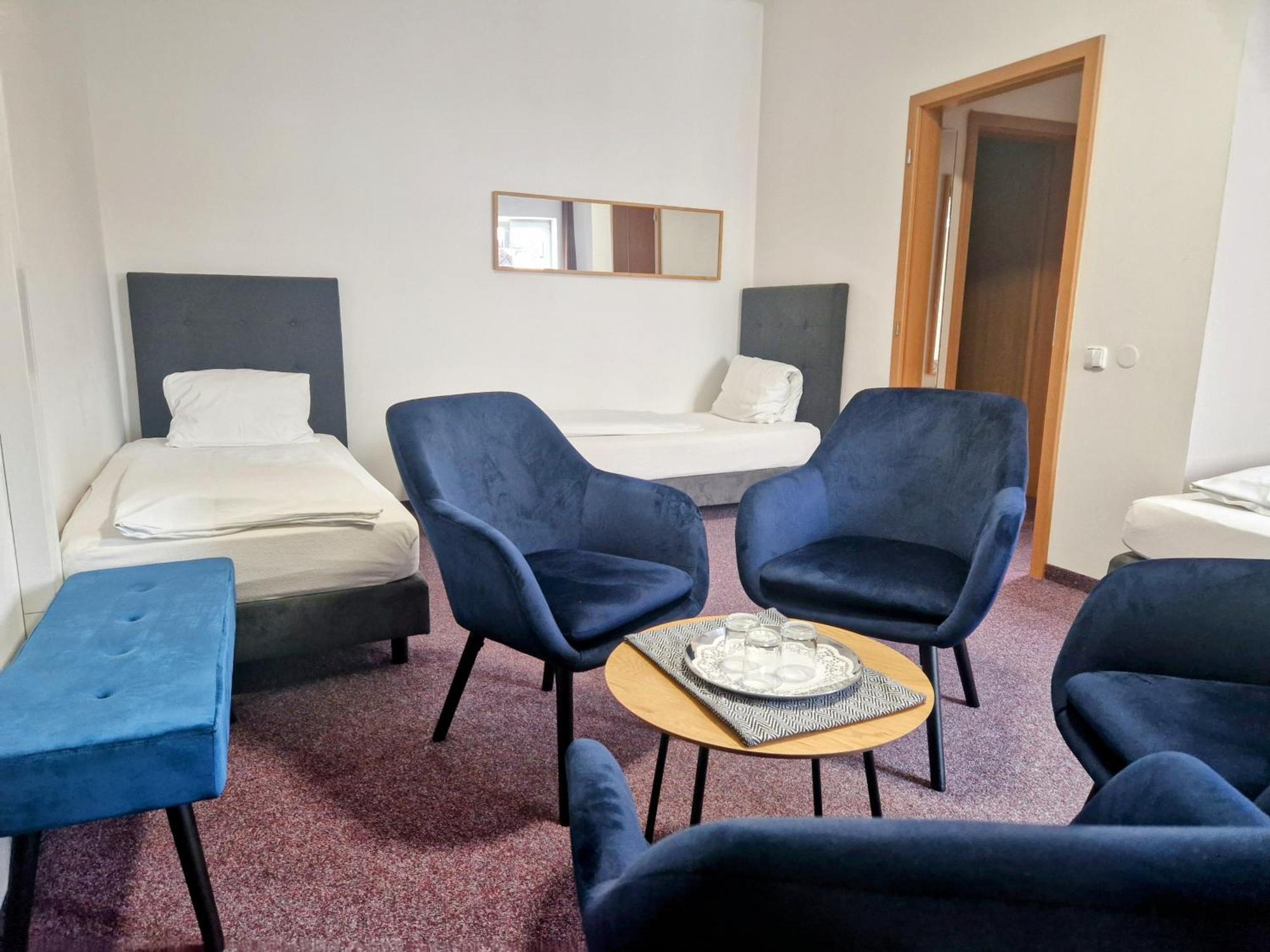Family Hotel Maxim Beroun  Εξωτερικό φωτογραφία